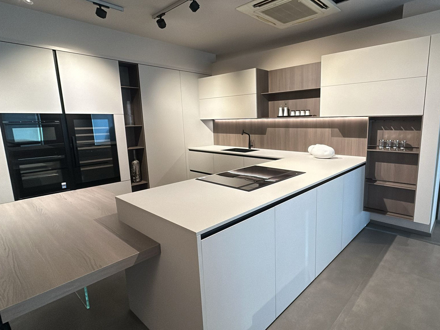 Cucina Arrital AK Project con maniglia gola integrata